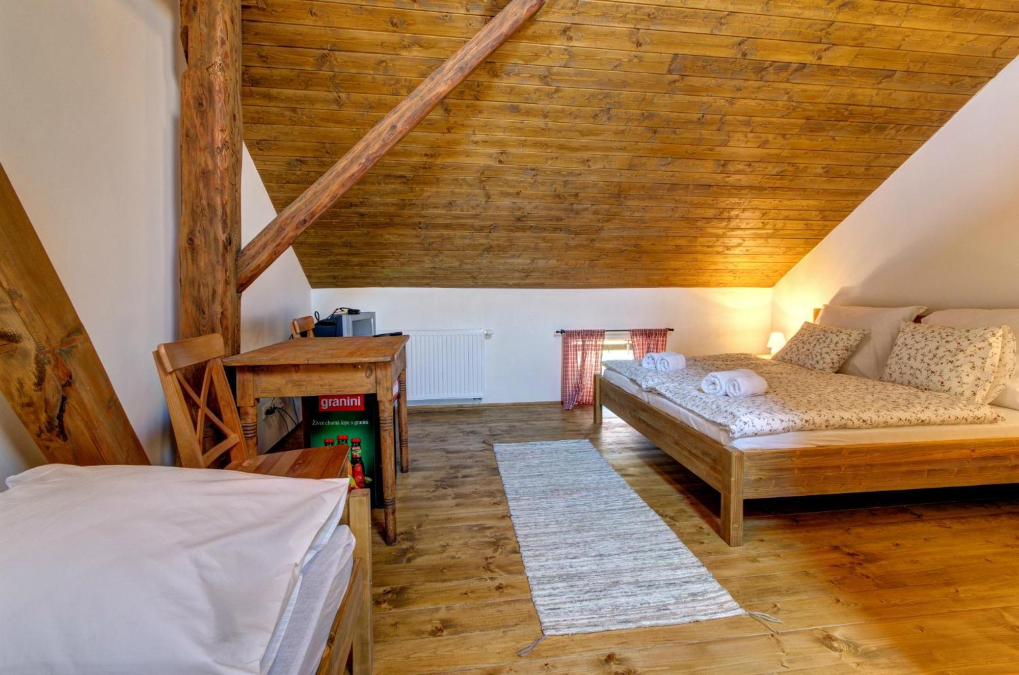 Slezsky Grunt Hotel Haj ve Slezsku ภายนอก รูปภาพ