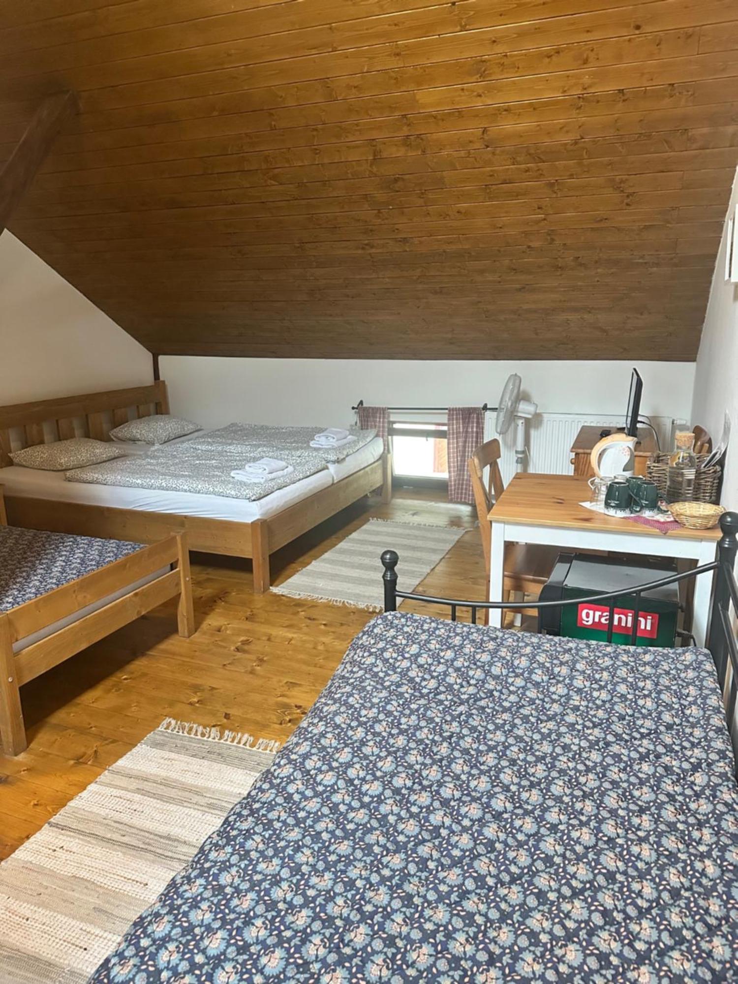 Slezsky Grunt Hotel Haj ve Slezsku ภายนอก รูปภาพ