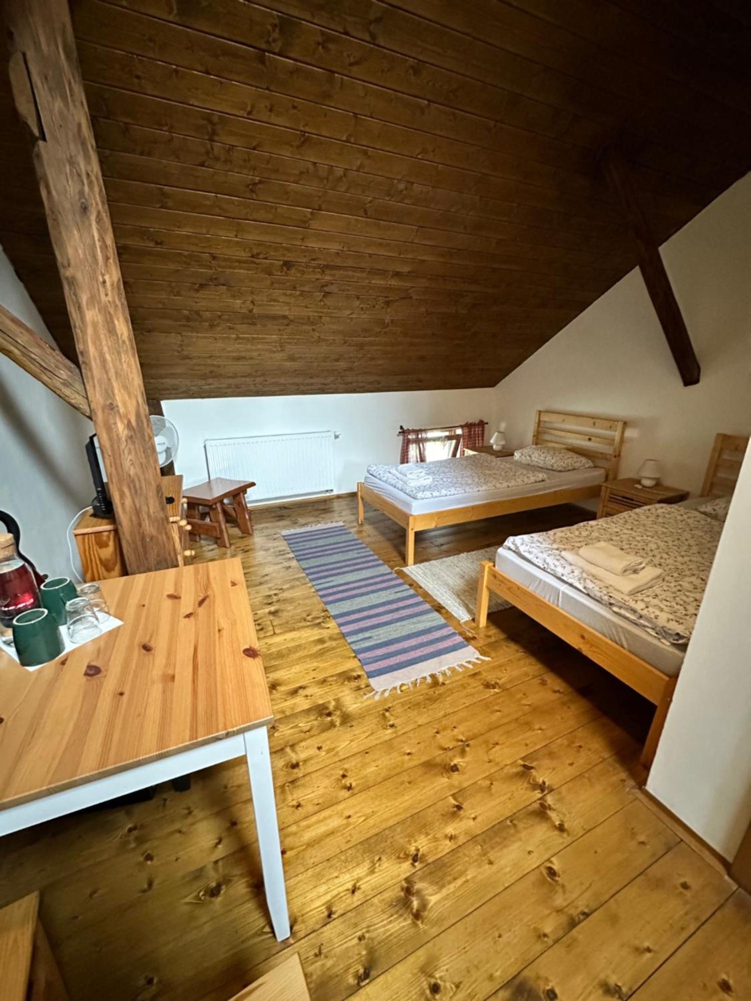 Slezsky Grunt Hotel Haj ve Slezsku ภายนอก รูปภาพ