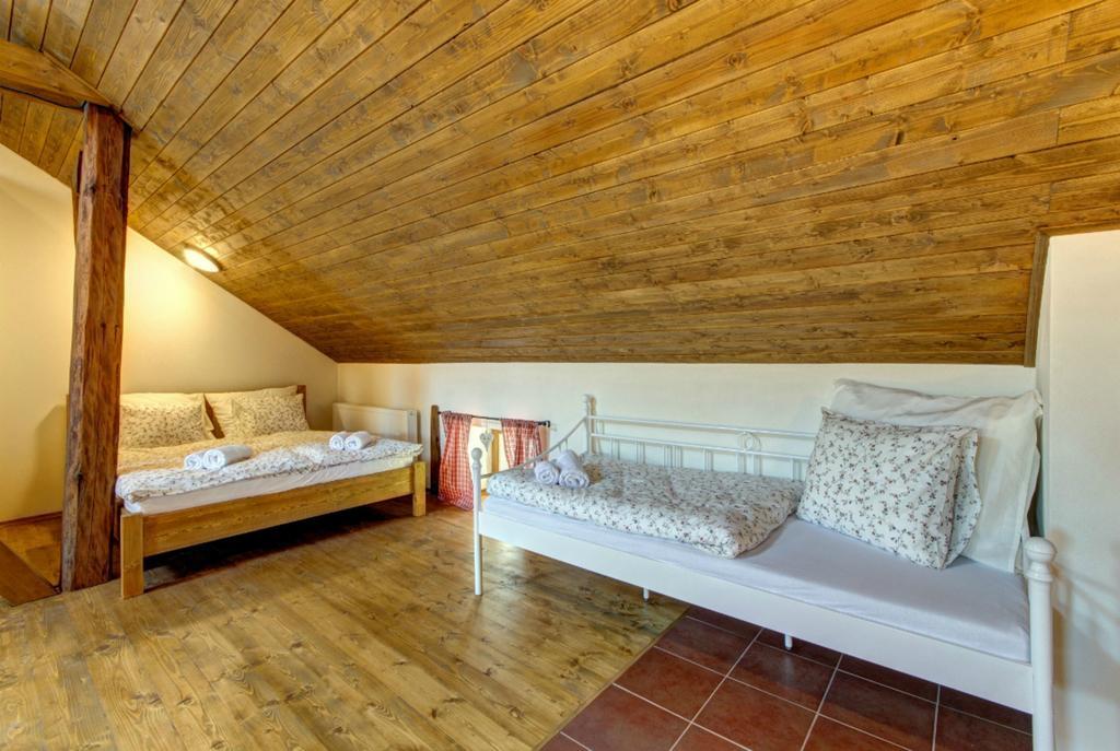 Slezsky Grunt Hotel Haj ve Slezsku ภายนอก รูปภาพ