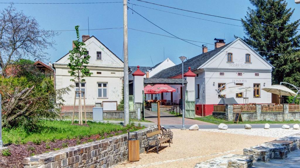 Slezsky Grunt Hotel Haj ve Slezsku ภายนอก รูปภาพ